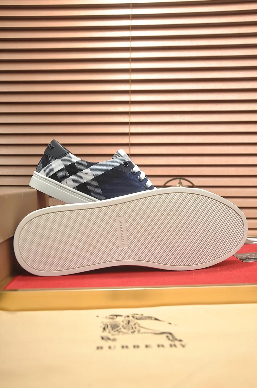 Men's shoes💰480💶[Burberry] (cowhide lining) classic low-top sneakers｜Imported cowhide with classic plaid fabric｜Cow leather lining｜Original outsole｜Fine workmanship and comfortable to wear Size: 38-44 (customized at 45)